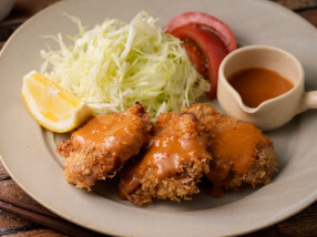 ヒレカツコク辛ねりごまソース