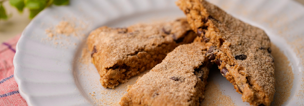 オートミールでザクザクきなこチョコスコーン