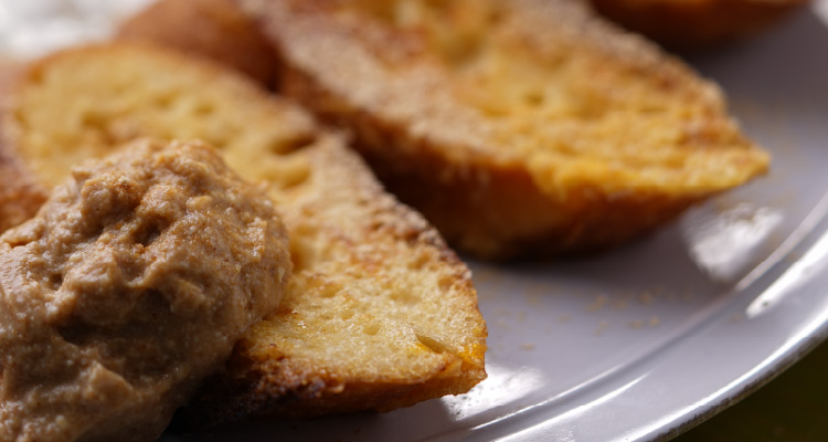 甘酒フレンチトーストとろけるクリーム添え