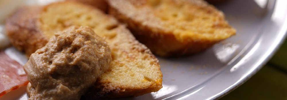 甘酒フレンチトーストとろけるクリーム添え