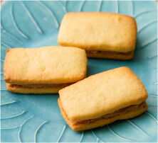 きなこづくしの発酵バターサブレサンド