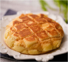 きなこスプレッド入メロンパンホットサンド